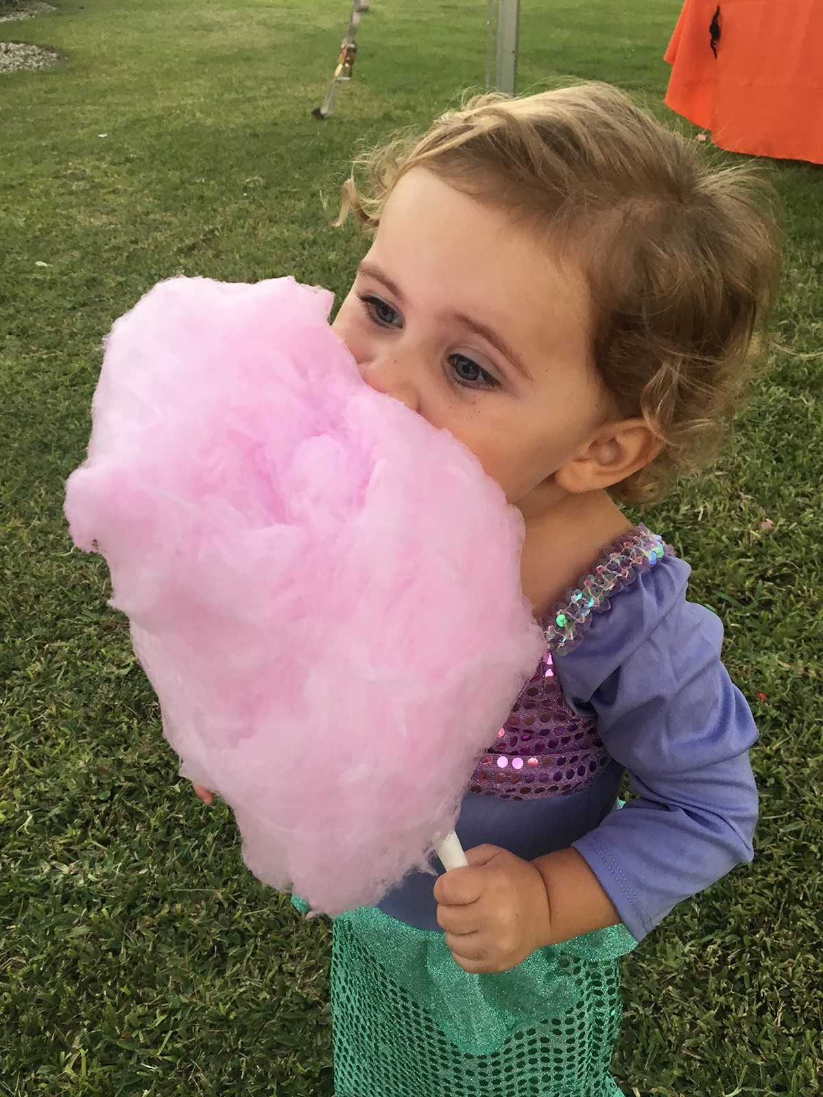 Concession Essentials Cotton Candy Cones- Pack of 100ct Cotton Candy Cones. Whit
