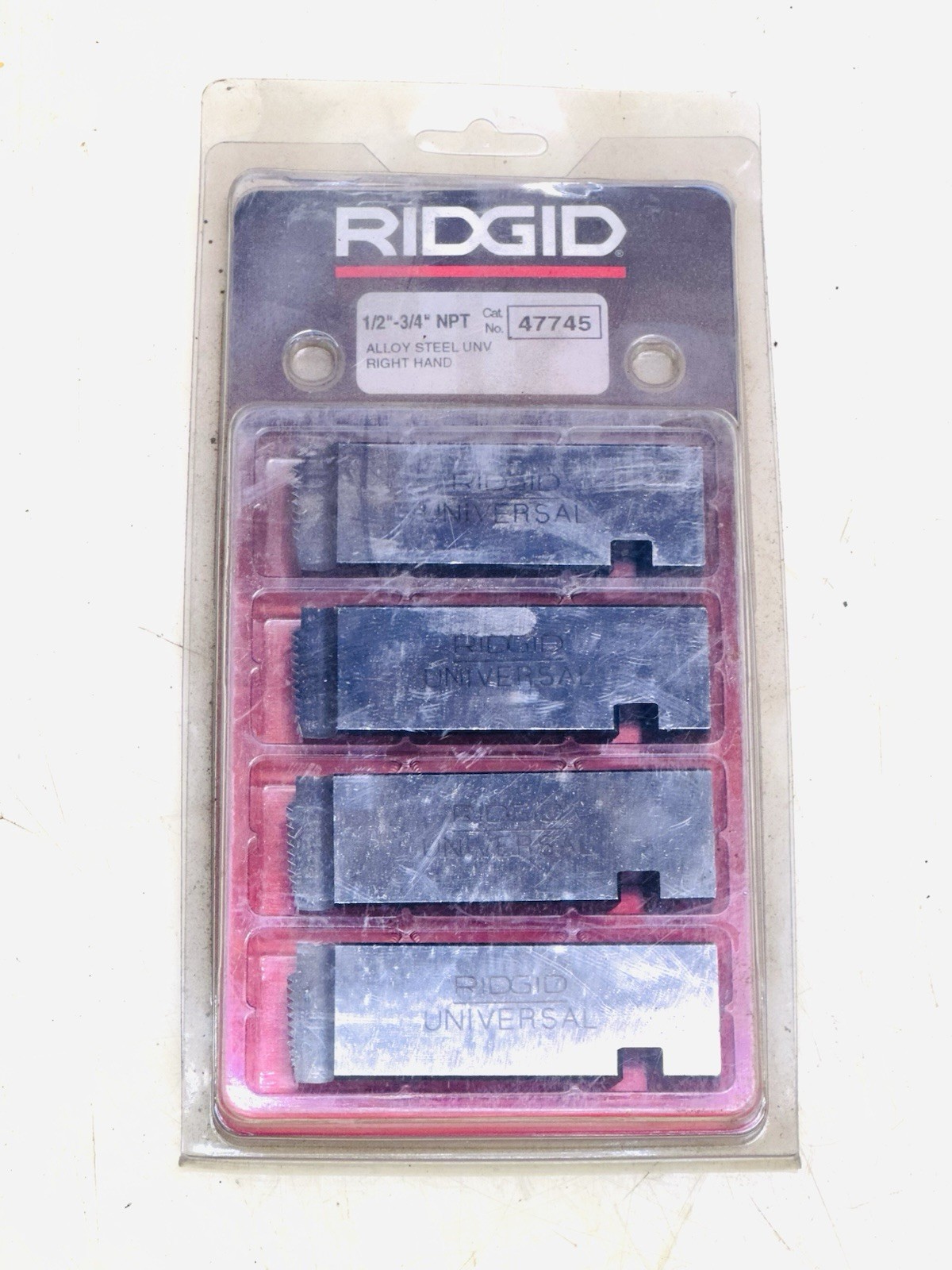 RIDGID 47745 1/2″ to 3/4″ – 14 NPT Universal Dies Alloy RH #1