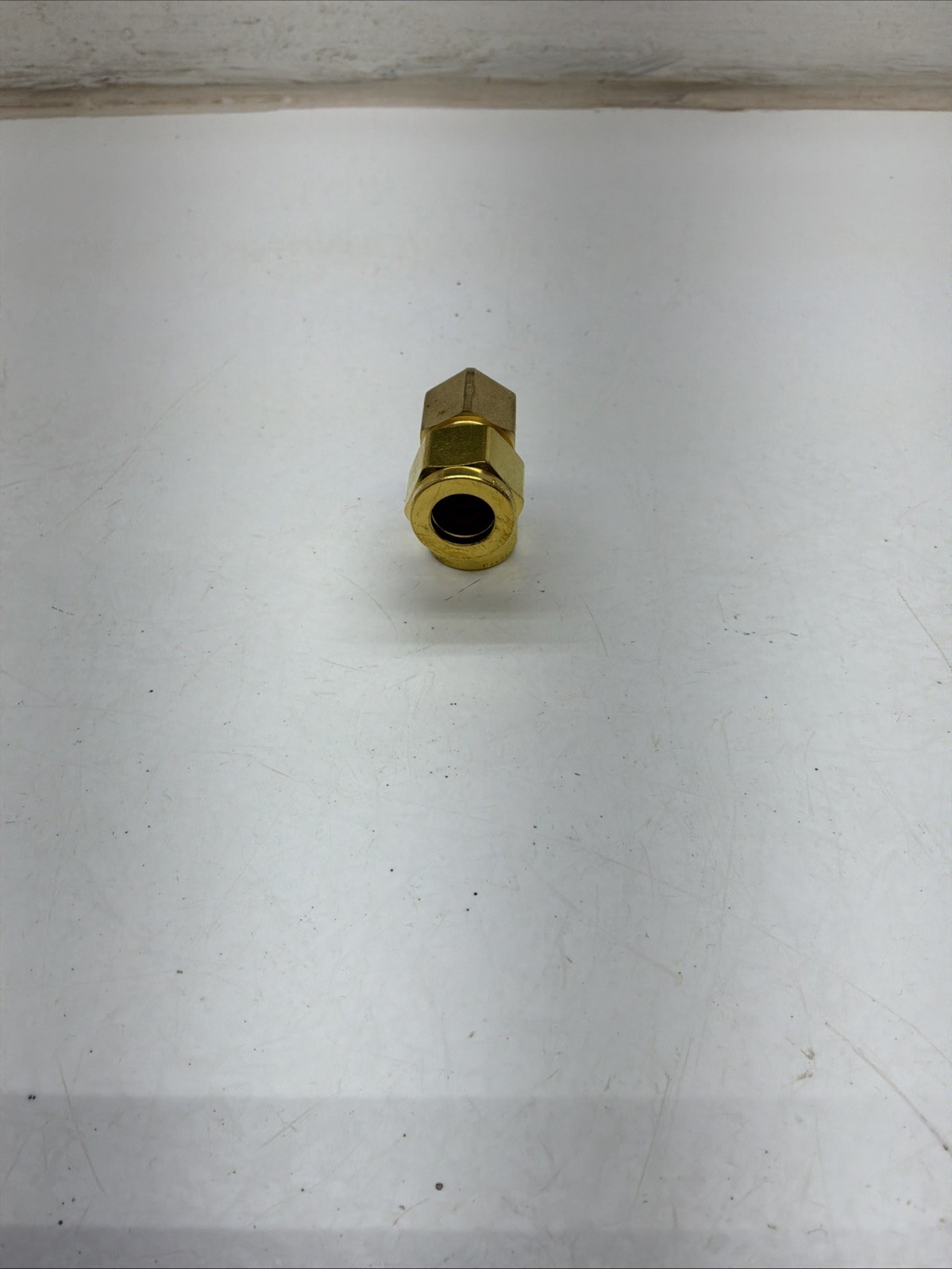 Parker 1/4” A-Lok Brass Union Elbow 8-8 EBZ-B NIB