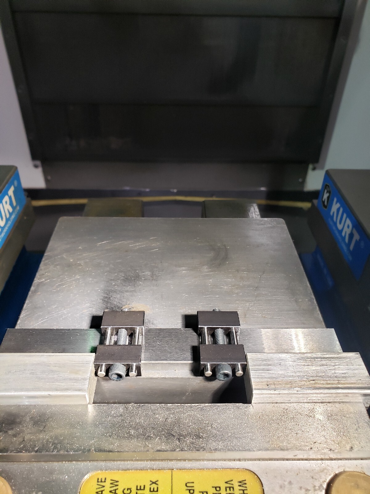 Vise jaw work stop locator for milling vises. Fits jaw 3/8″-1″ Made in USA