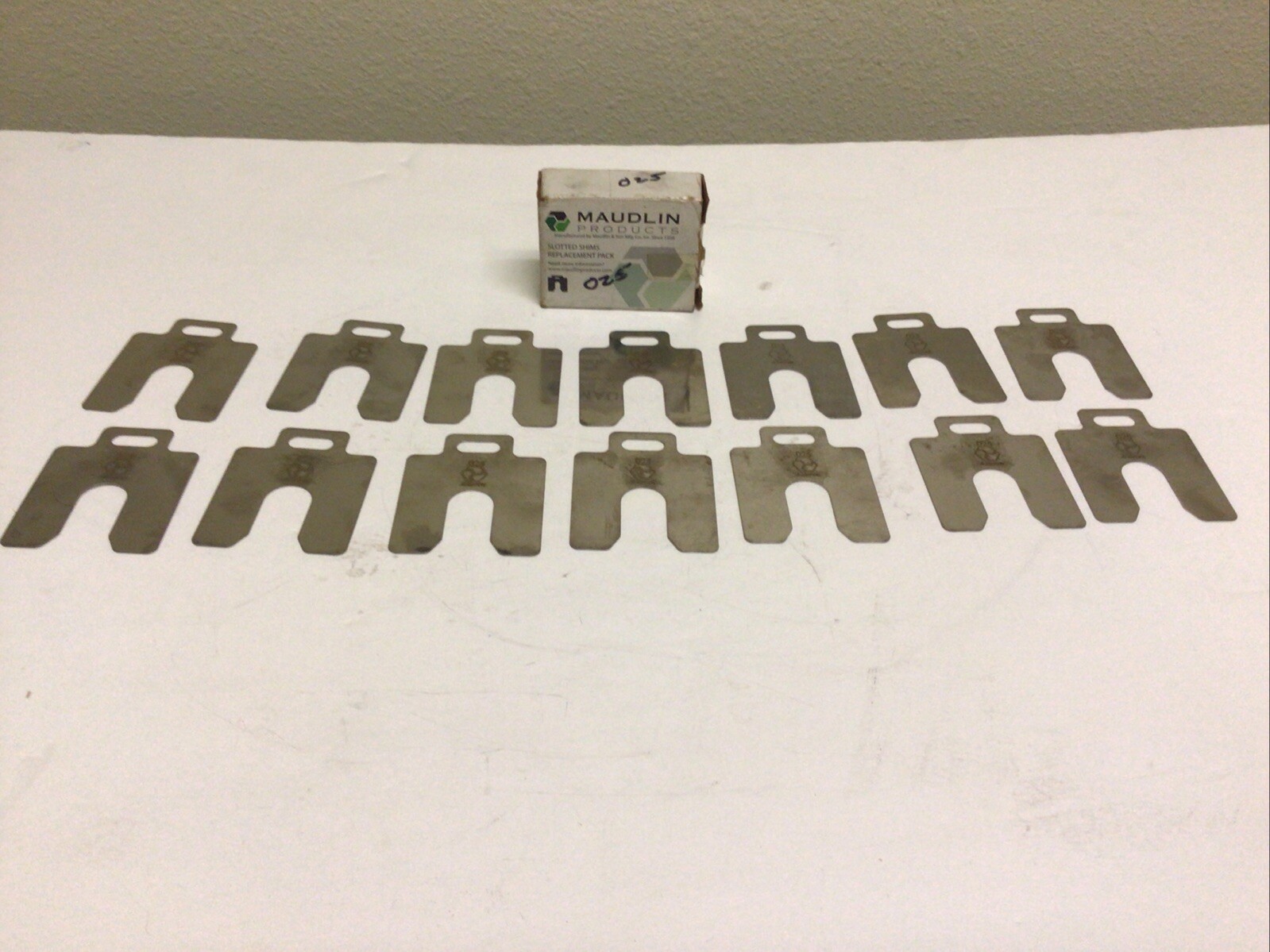 NEW, (LOT OF 14) MAUDLIN PRODUCTS MSA025 A-2 X 2″ X 0.004″,20 PACK SLOTTED SHIM