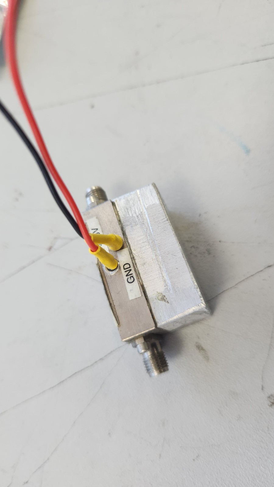 RF AMPLIFIER 2 TO 18GHz broadband JCA218-344 with heatsink
