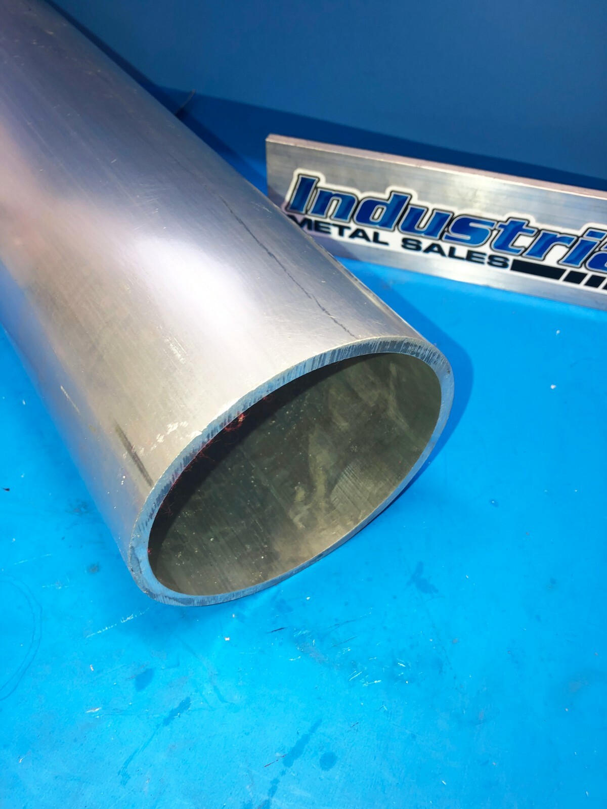 6″ OD x 12″-Long 6061 T6511 Aluminum Round Tube x 1/4″ Wall– 6″ OD Round Tube