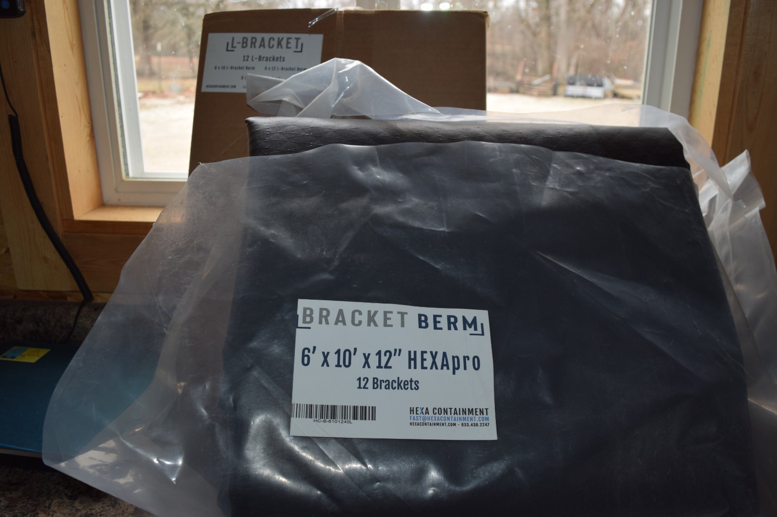 Hexa Containment Berm 6′ x 10′ x 12″ Hexa Pro with Brackets