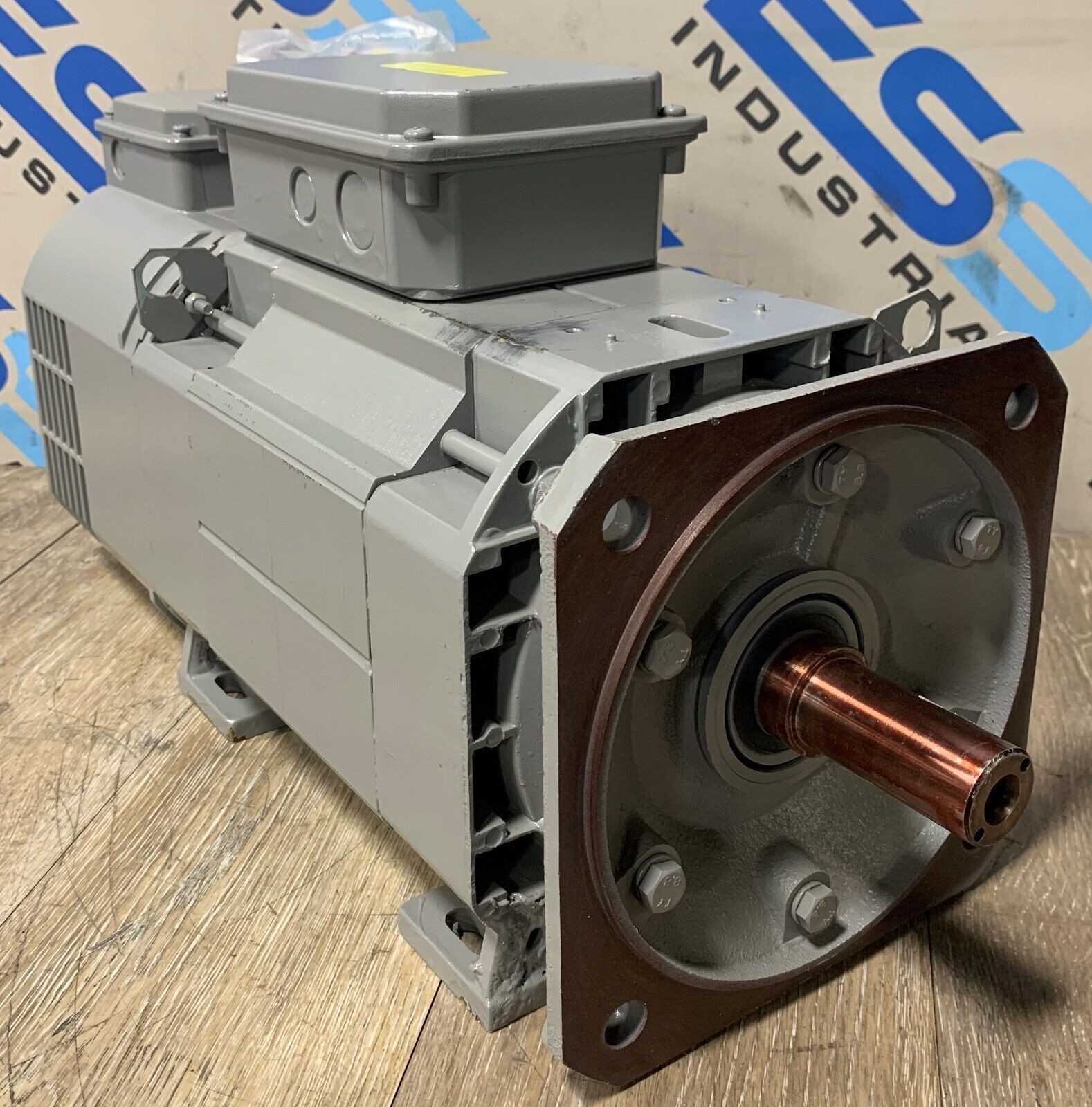 OEMER QL 100M 5,5kW/1500-9000RPM 3-PH AC MOTOR