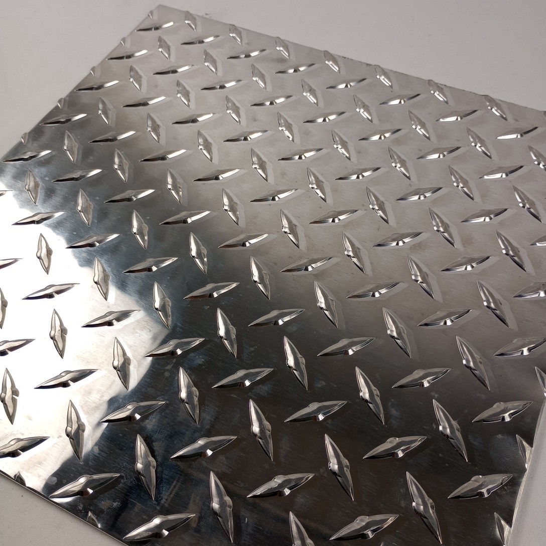 12″ x 12″ Diamond Plate Aluminum .125″ Thick (1/8 in) – Treadplate, 3003 Alloy