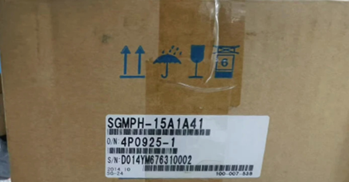New YASKAWA SGMPH-15A1A41 Servo Motor