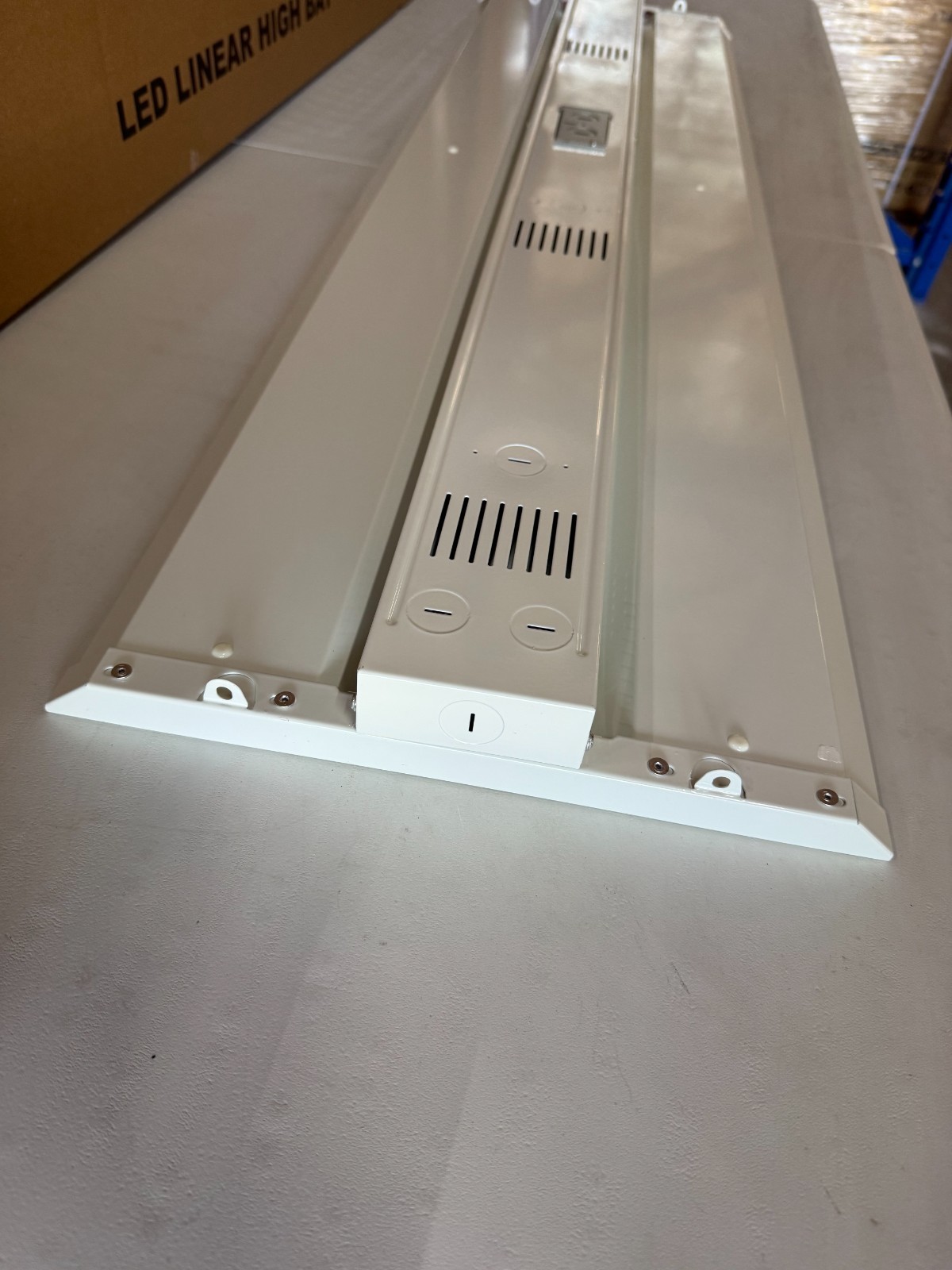 LED Linear High High Bay 220W 4FT 3500K-4000K-5000K Selectable