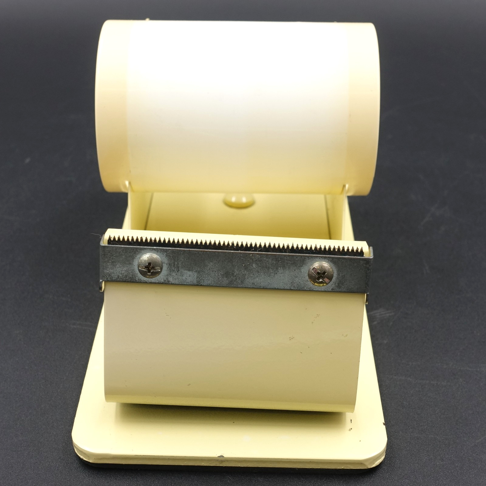 Vtg Steel Desk Tape Dispenser 3.5″ W Roll Heavy Duty Yellow Rubber Feet Taiwan