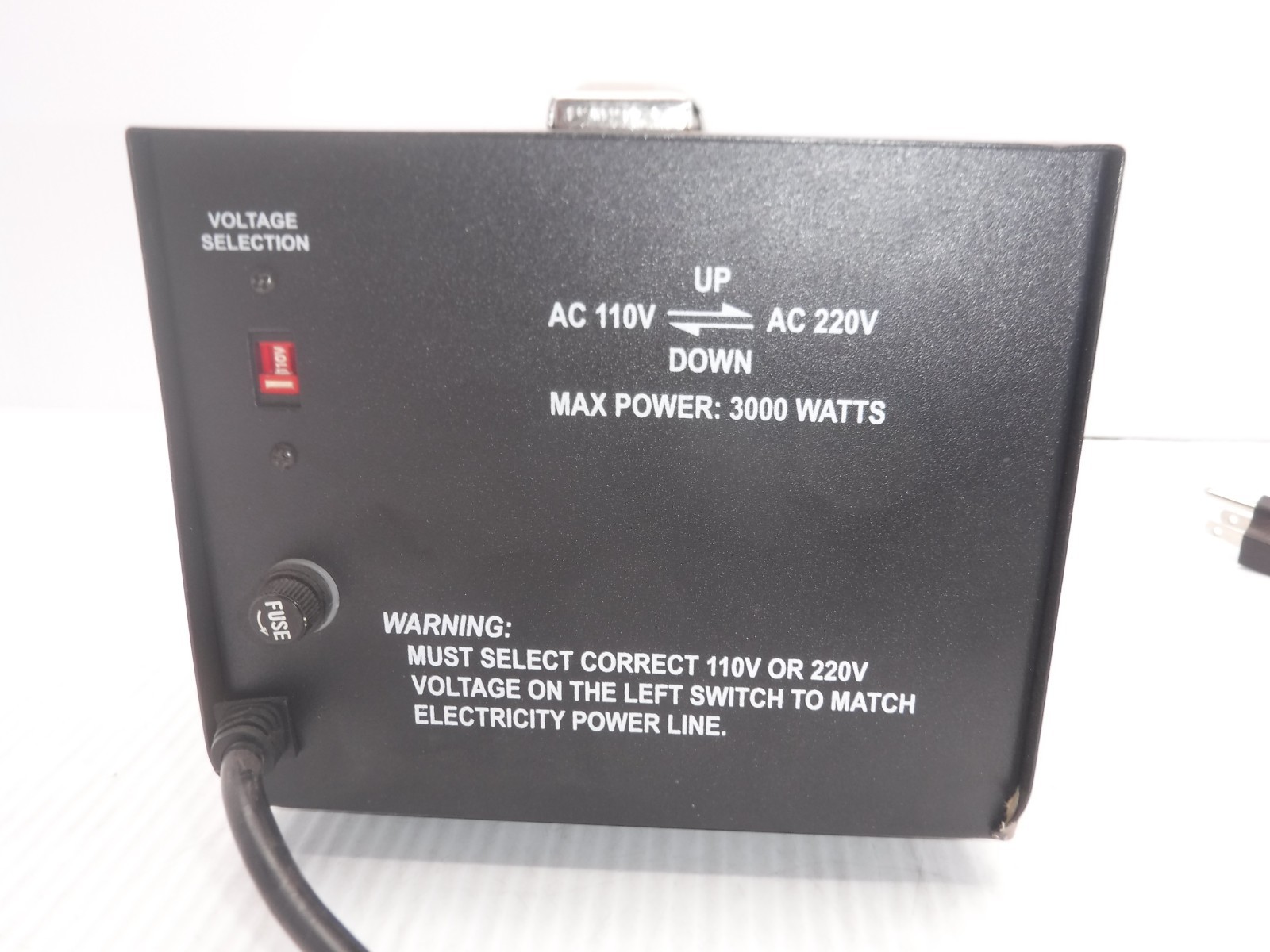 Dayton 16V988 UP/Down Converter Fuse Protection AC Output 110V Or 220V