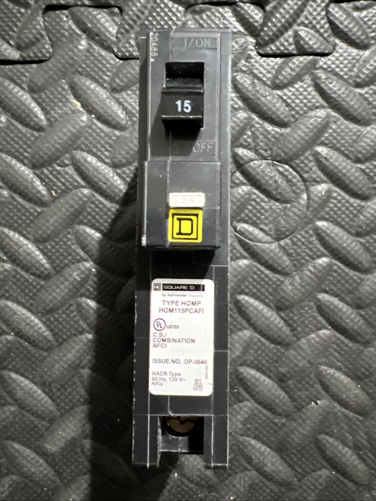 Square D Homeline 15-amp Combination arc fault Plug-On Neutral HOM115PCAFI