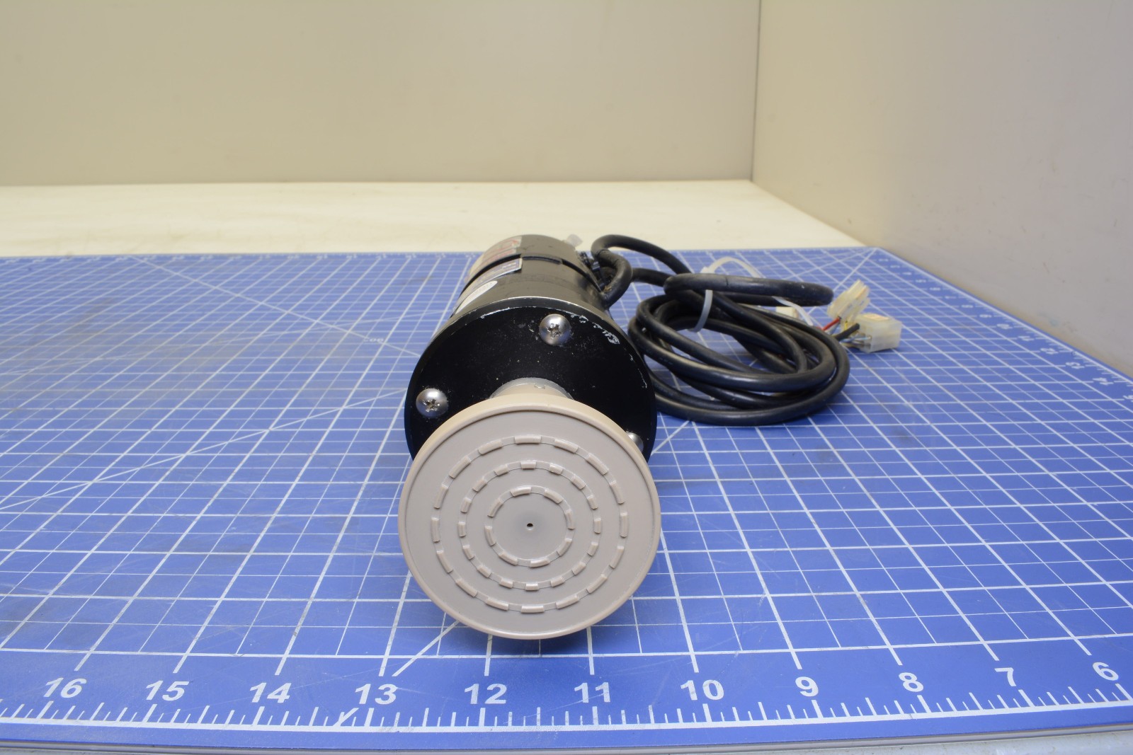 USAHEM-01AB2WX / SERVO MOTOR, 100W, 1.2 KG.CM / YASKAWA AMERICA INC