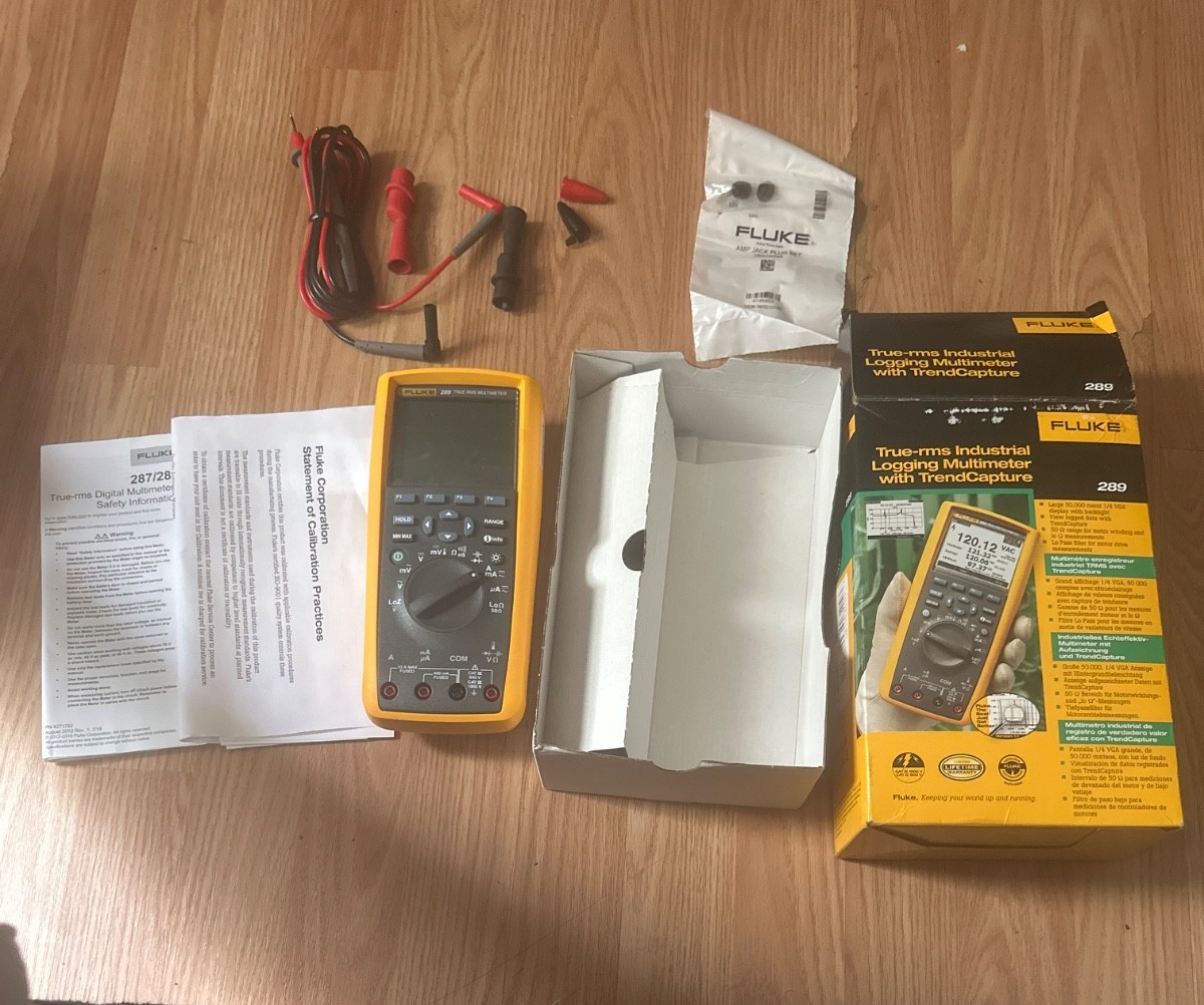 Brand New Fluke 289 True-RMS Stand Alone Data Logging Multimeter
