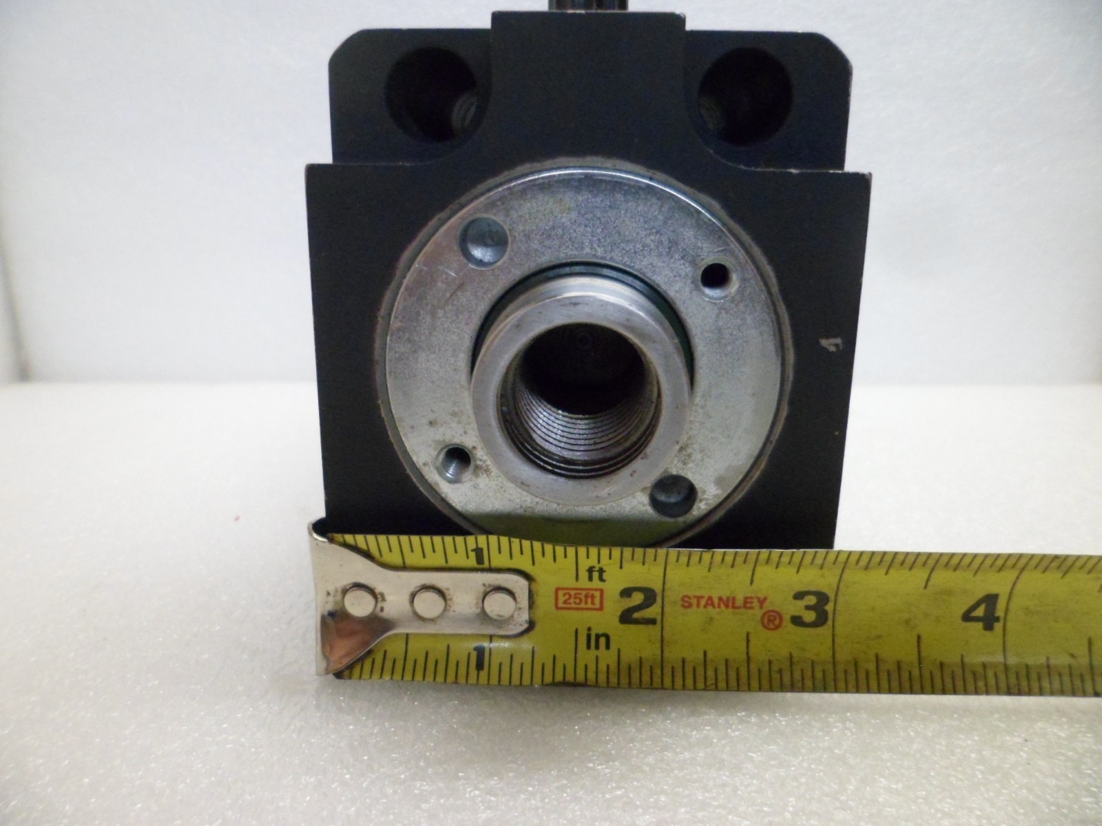 PARKER 50 TCHDBRS 3A 100.0 HYDRAULIC CYLINDER 50mm. BORE X 100mm. STROKE N.O.S.