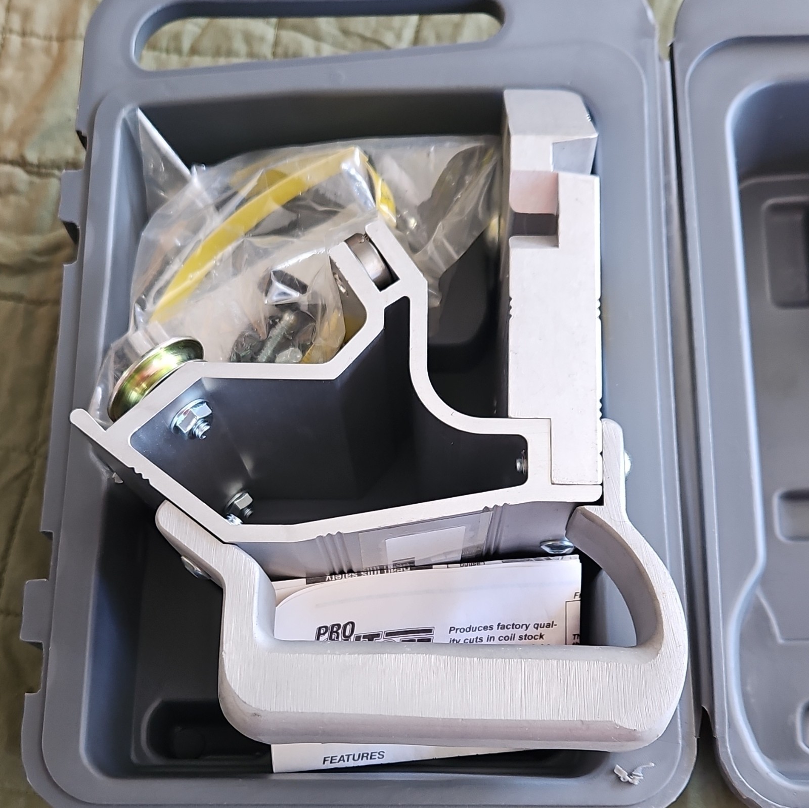 Tapco Pro Cut-Off Cutting Tool w/ Carrying Case, Model 10379