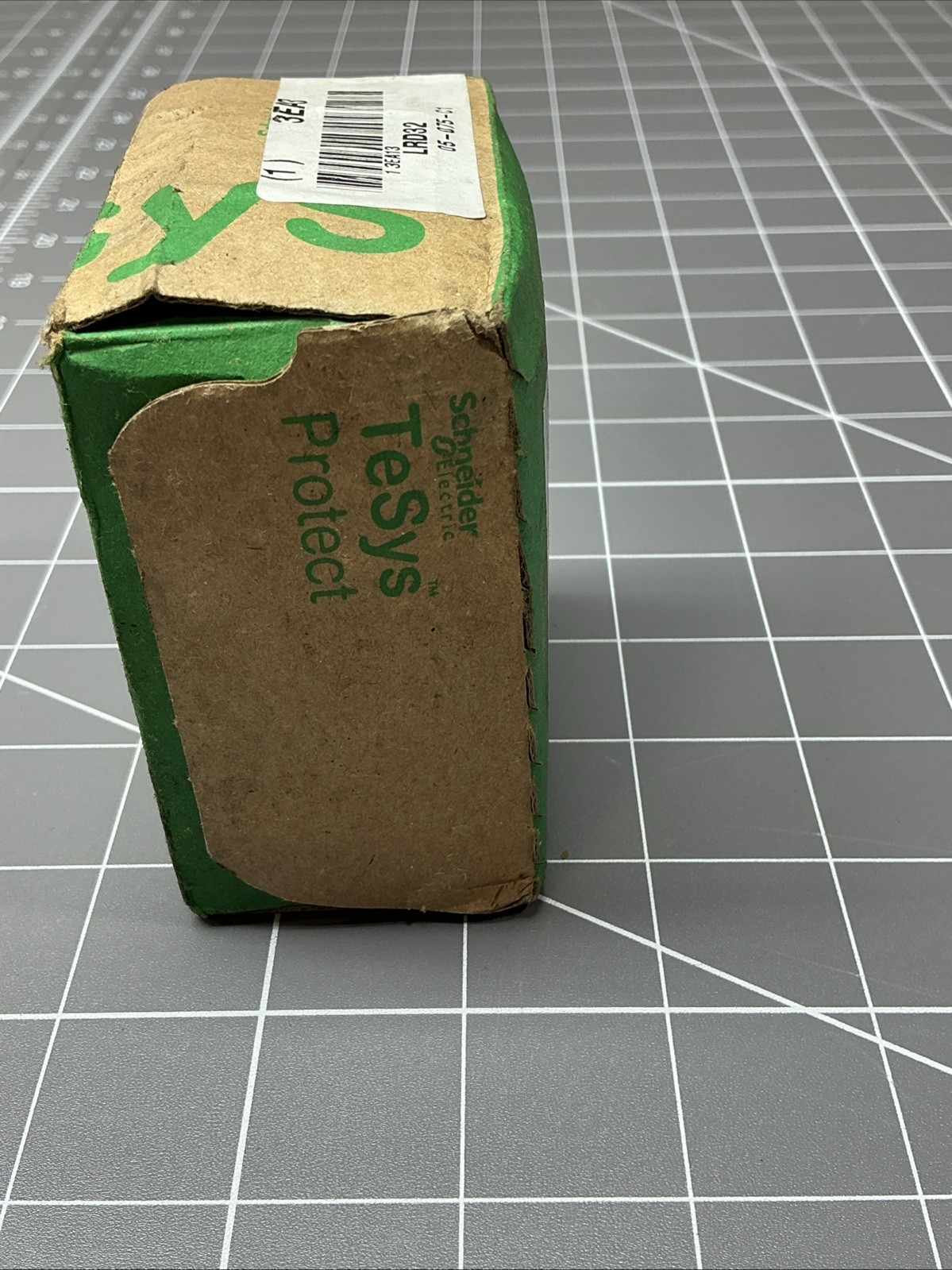 1PC NEW Schneider Electric LRD32 Thermal Overload relay