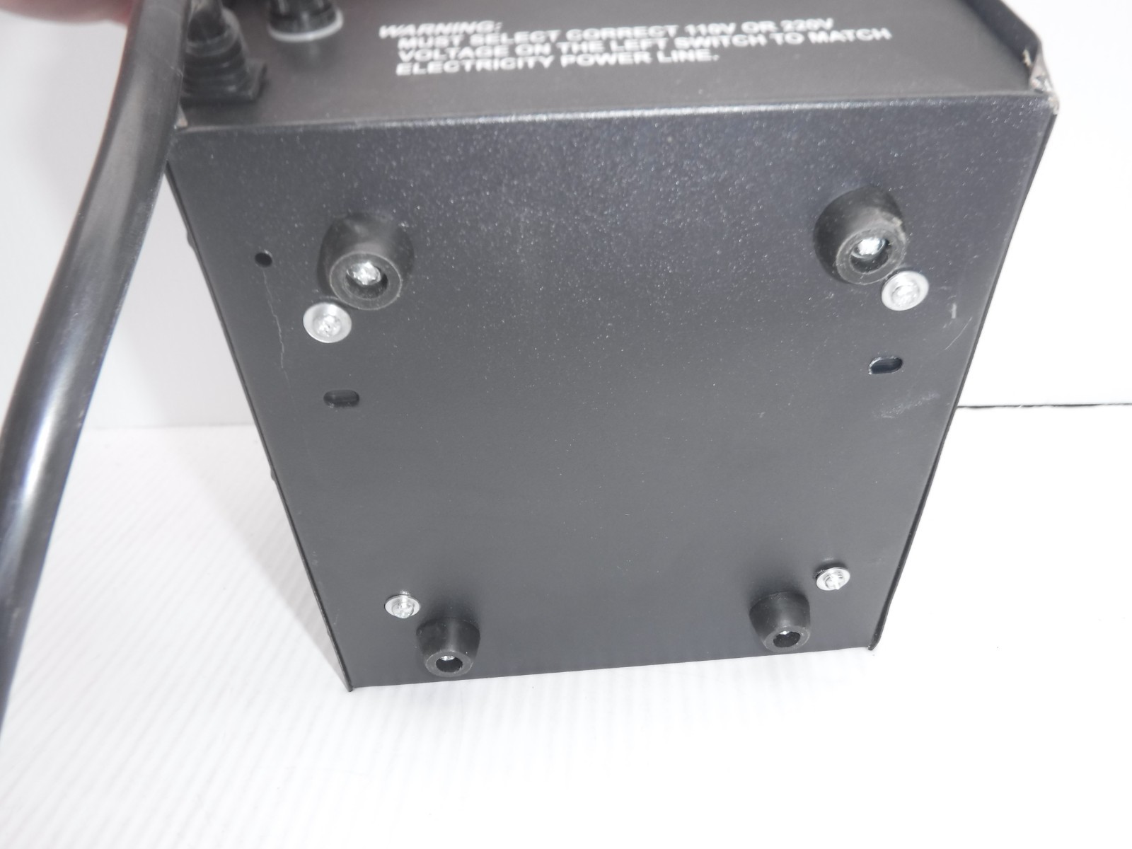 Dayton 16V988 UP/Down Converter Fuse Protection AC Output 110V Or 220V