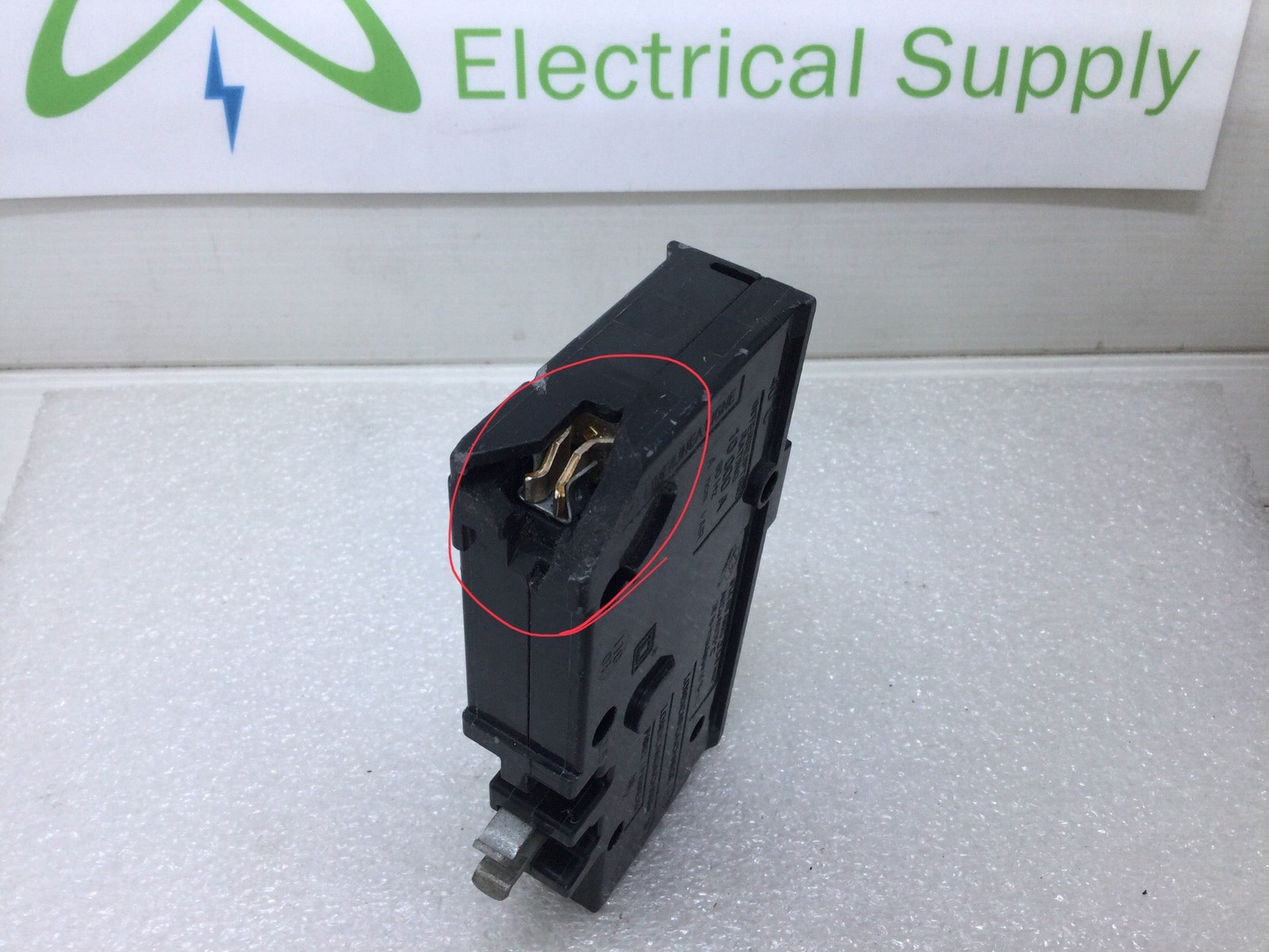 Square D HOM115PCAFI 15 Amp 1 Pole 120V Combo Arc Fault Breaker – Cosmetic Flaw