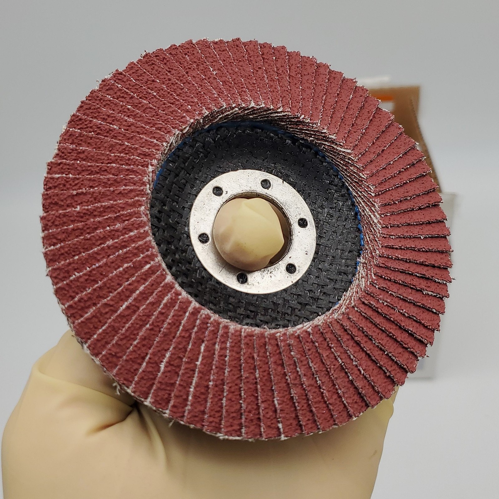 3M Cubitron 969F T29 Flap Wheels 40 Grit 4-1/2″ Diam 7/8″ Arbor 64394 Box of 10