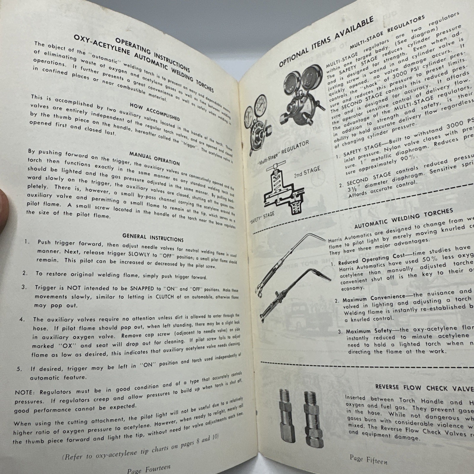 1967 HARRIS GAS WELDING AND FLAME CUTTING INSTRUCTION MANUAL Book B