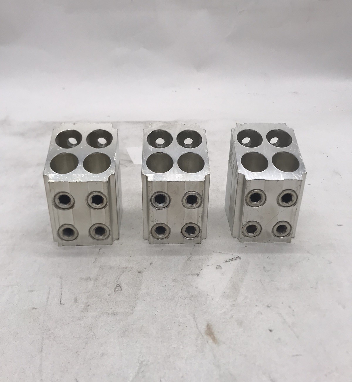 HOUSTON STOCK NEW SQD AL1200P25K LUG TERMINAL KIT 1200 A FREE 2DAY AIR BUY NOW