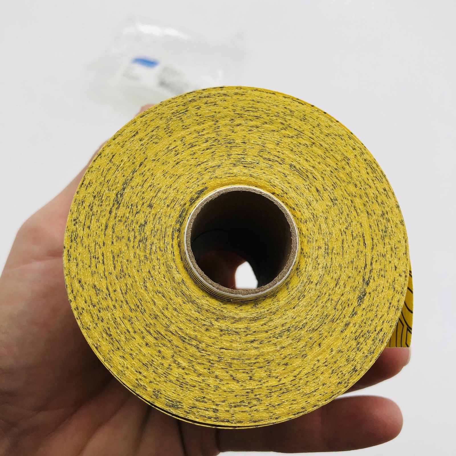 Norton 60321 Sanding Sheet Roll 2-3/4in x 25yd A290 P320 Grit Gold 1 Roll
