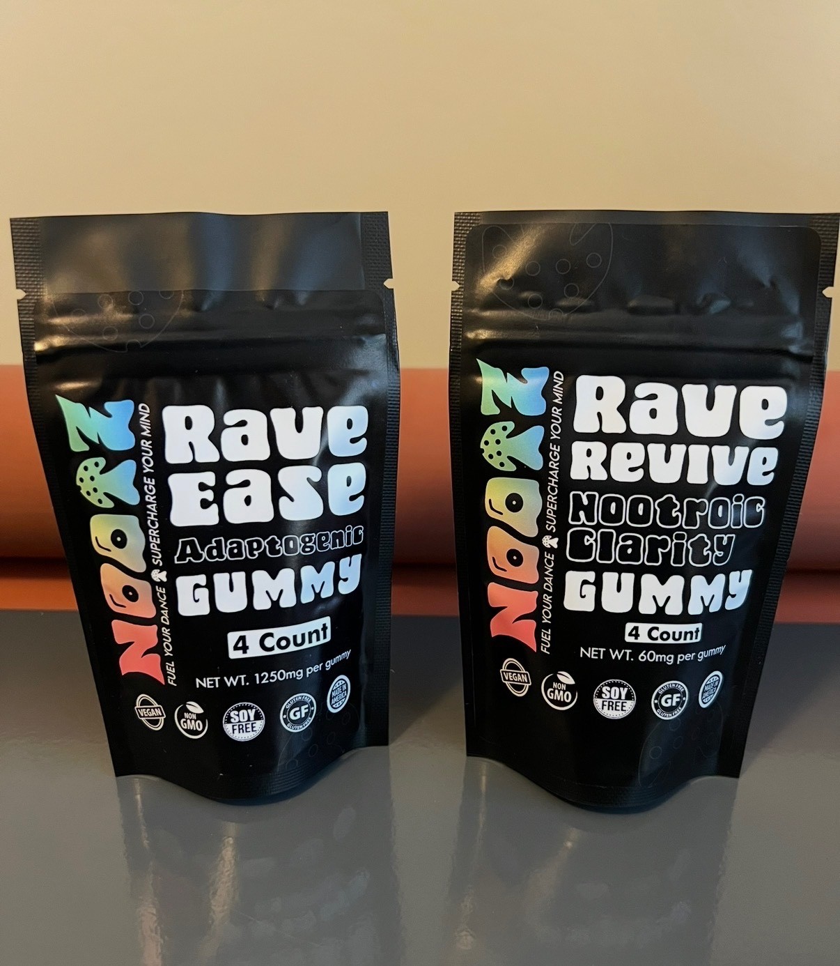 Custom Mylar Bags with Your Logo – 3.5g Smell Proof Packaging – Resealable Bulk