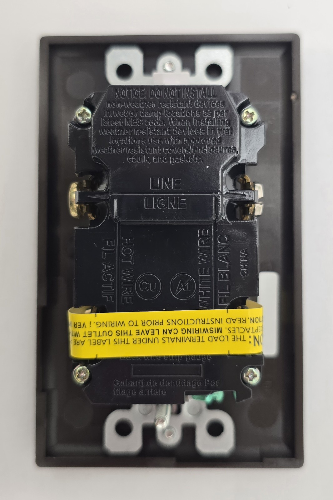 10PC Pass & Seymour AF15TR Tamper-Resistant AFCI Receptacle 15A 125V 60Hz