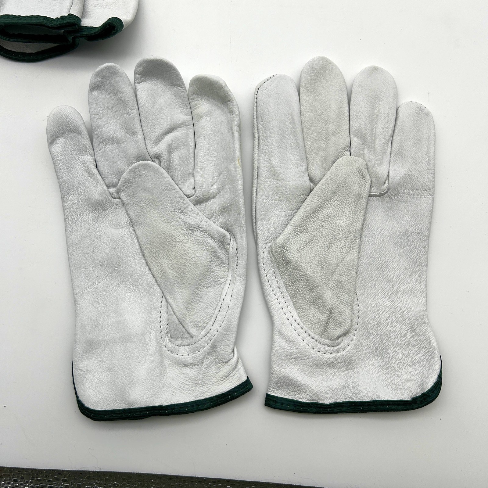 PIP 991K Leather Drivers Gloves Size Medium Keystone Thumb Slip On Cuff 6 Pairs
