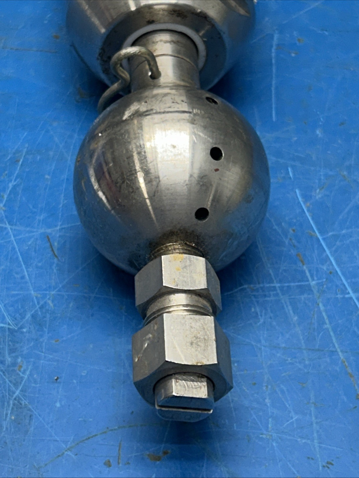 Single Axis Rotating Spray Ball A Type Of Industrial Tank Cleaning Equipment S/S