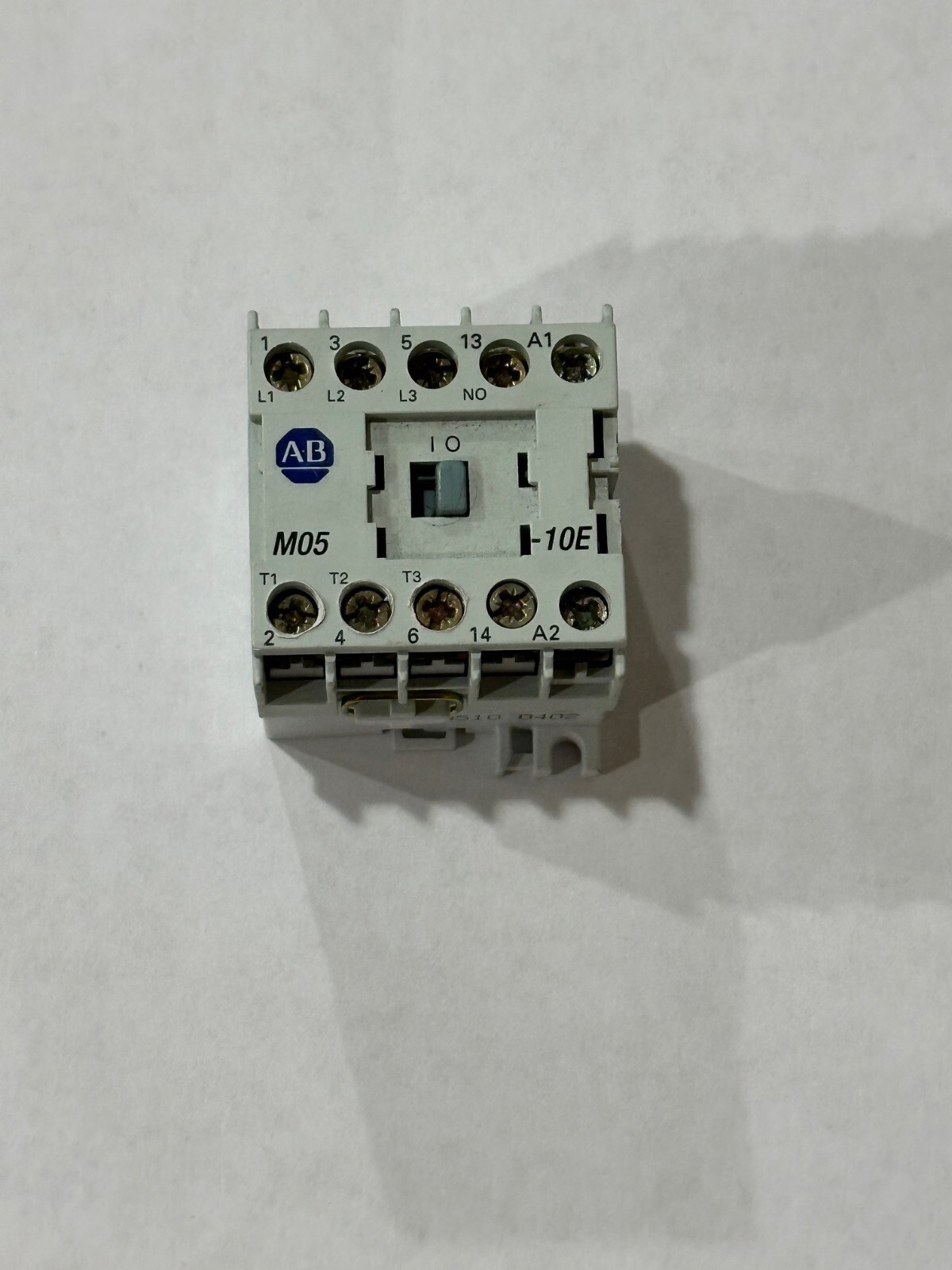 ALLEN BRADLEY 100-M05ND3 MINITURE CONTACTOR 120VAC COIL *NEW SURPLUS*