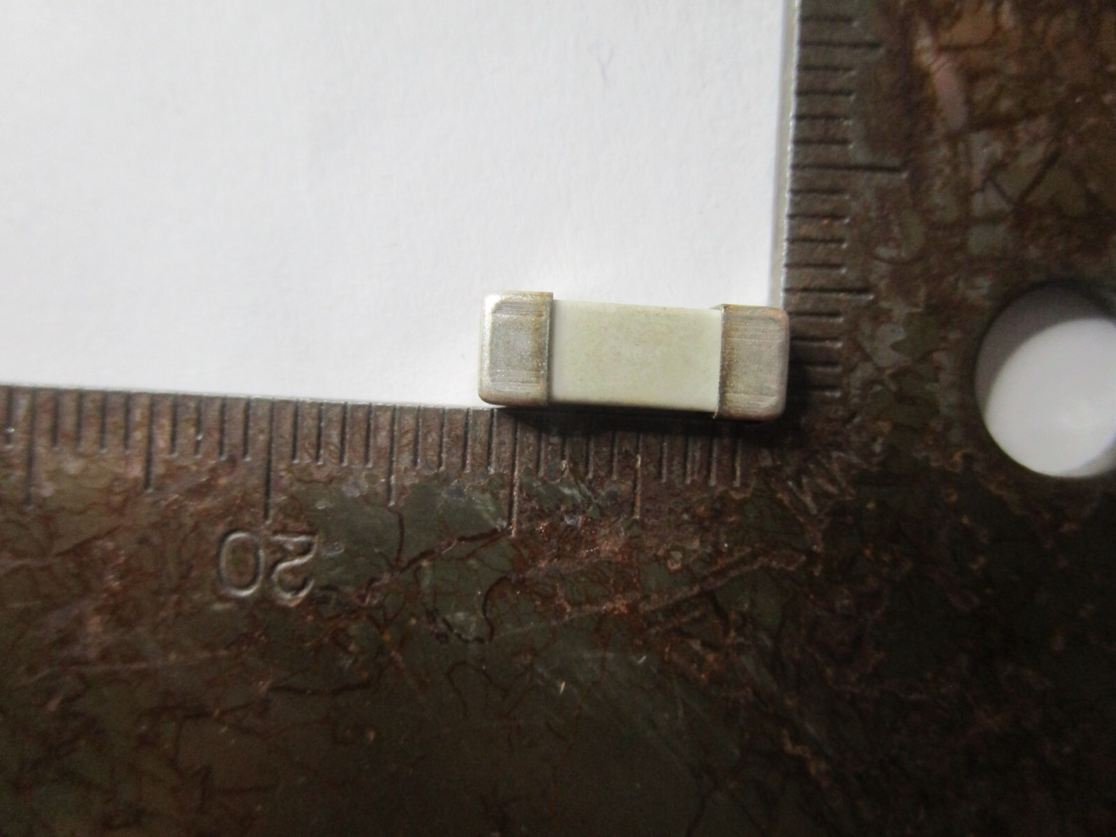 5pcs 250V 1.6A 12.10×4.5×4.5mm LF T1.6AL AC250V 046501.6DR SMD 4717 Fuse