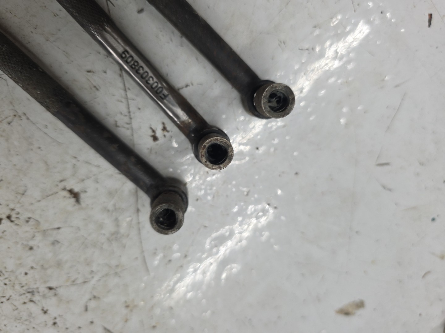 Aircraft Tools Alcoa Fastening Systems Tool 8 only one you get