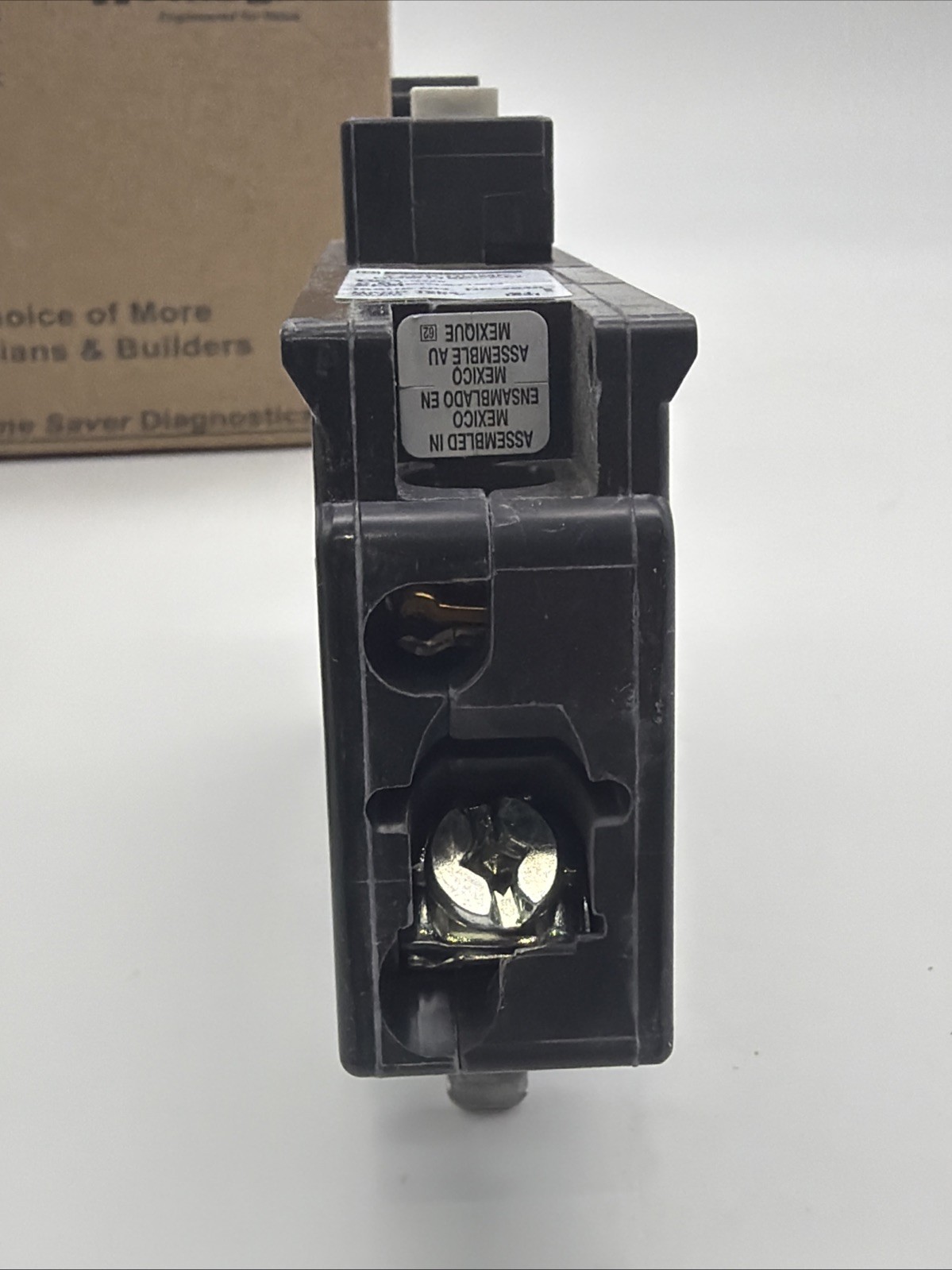 2 PCS Square D HOM115PCAFI 15 A Plug-On Neutral Arc-Fault Breakers NEW