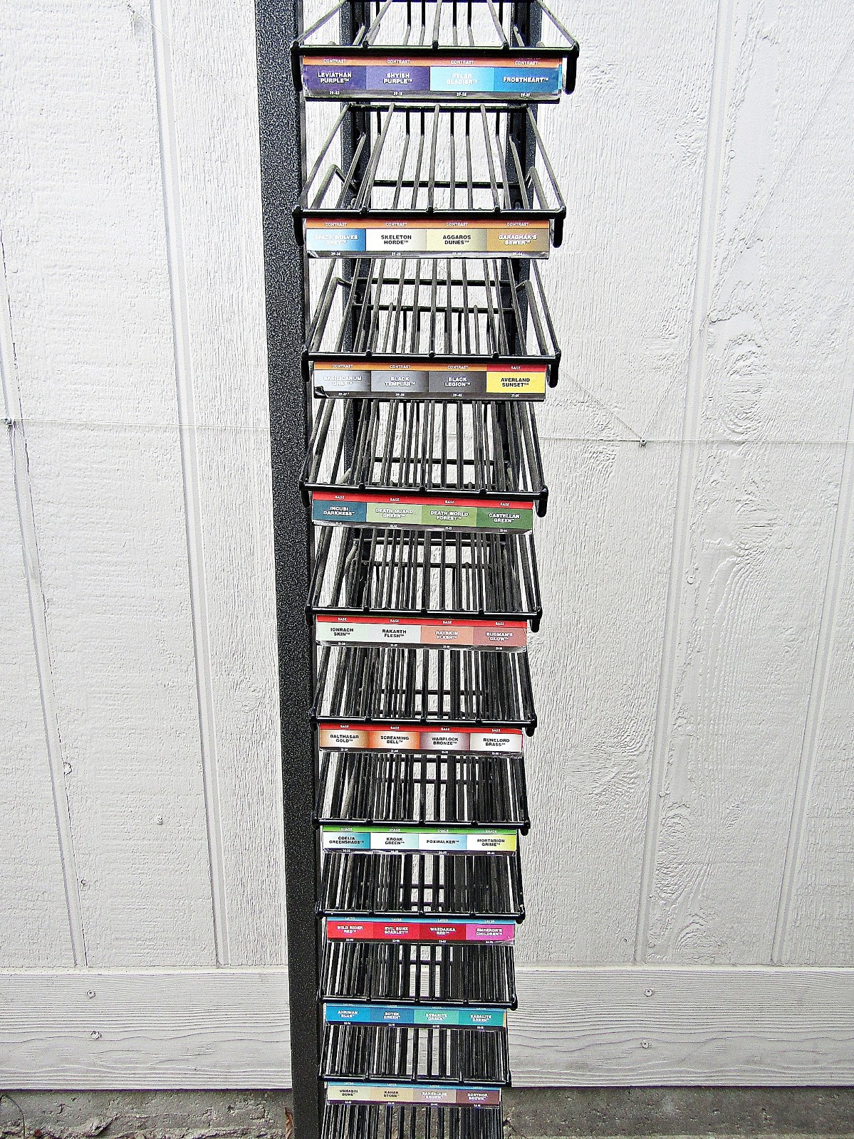Retail Floor Display Rack – Citadel Colour – 15 Wire Baskets – Austin, TX Pickup