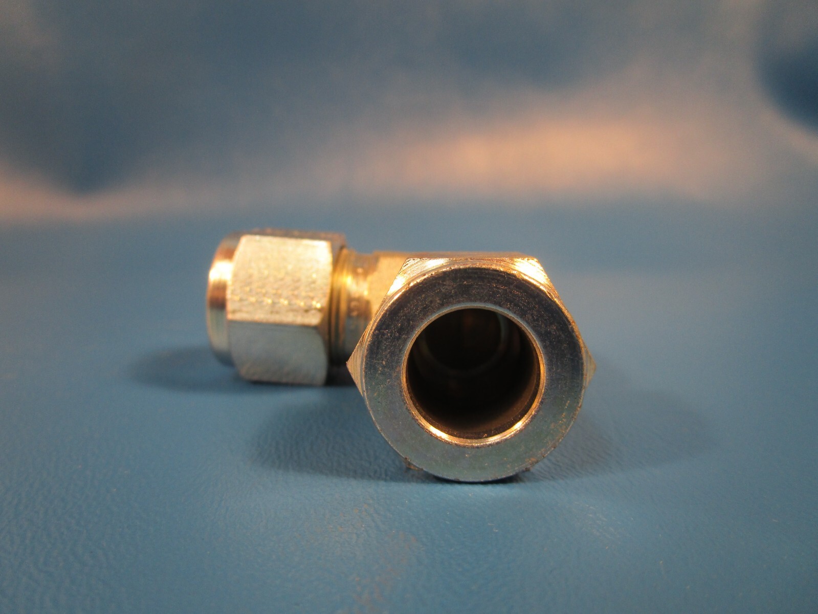 PARKER 8-8-EBZ-S, Elbow Union. CPI union elbow, 1/2″ single ferrule tube fitting