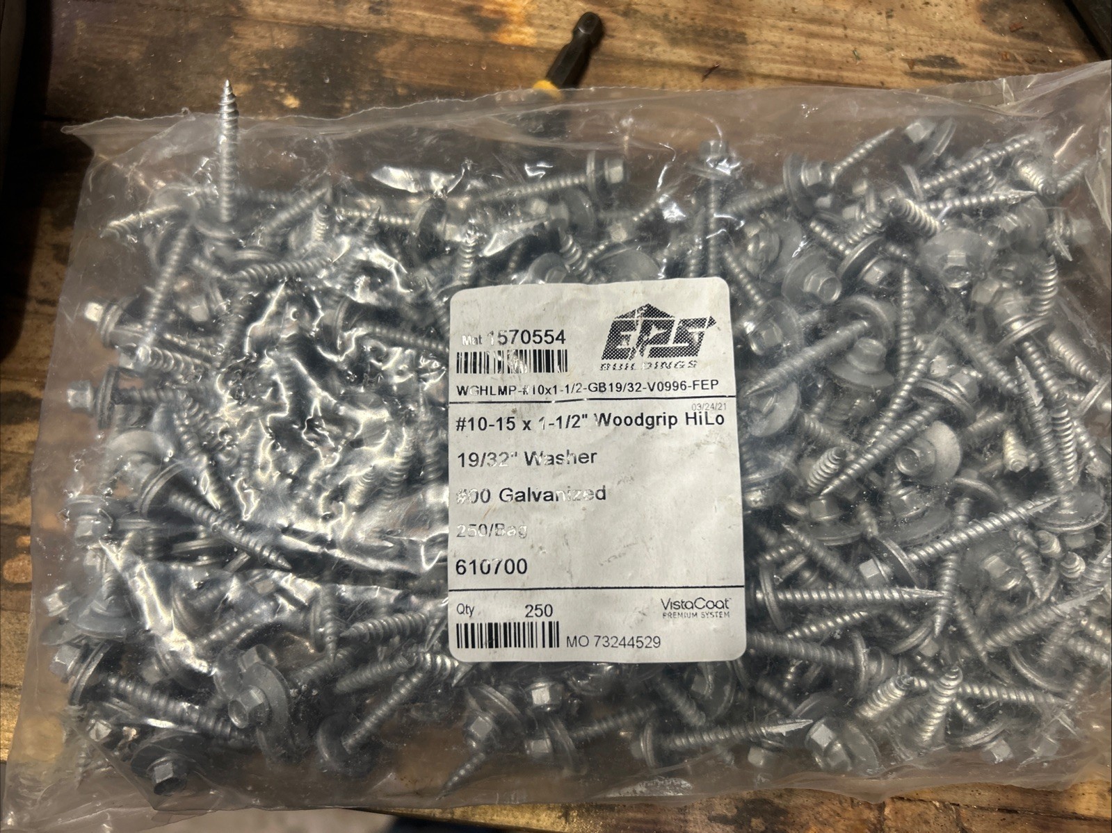 1-1/2in Metal to wood Roofing Screws, Plain HWH Zinc (galvanized) See Pics.(250)
