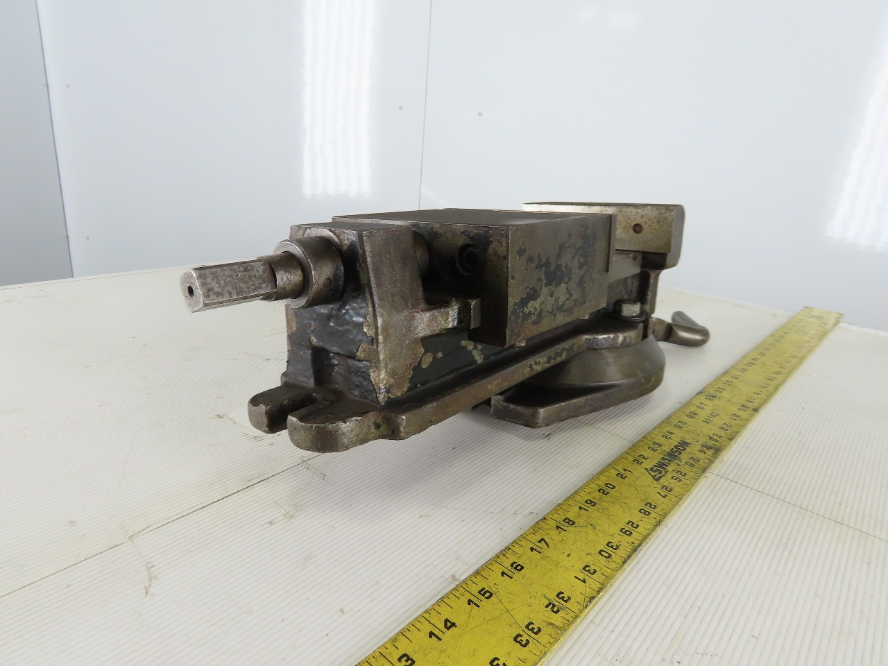 4-1/2″ Throat 6″ Machinist Swivel Base Vise Hard Jaws
