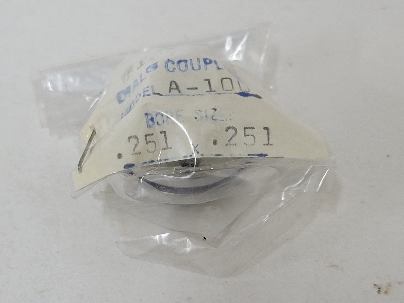 metal 1/4″ shaft coupling – coupler – for 1/4″ shafts – NOS wonderful condition