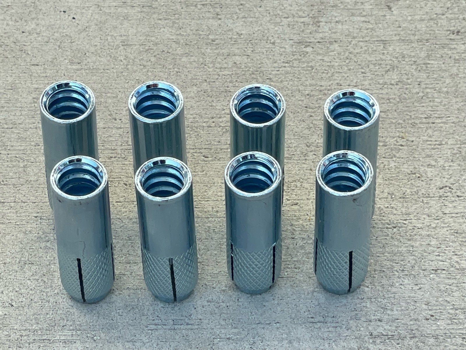 Sandbaggy 1/2″ Drop In Concrete Anchor – Coil Threaded (Zinc Plated)