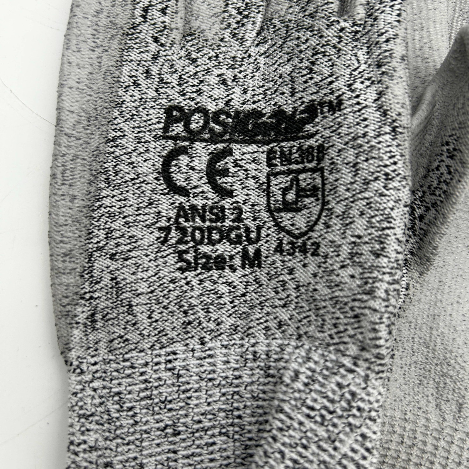 PIP PosiGrip 720DGUNP Cut Resistant Gloves Size Medium 13 Gauge HPPE 12 Pairs