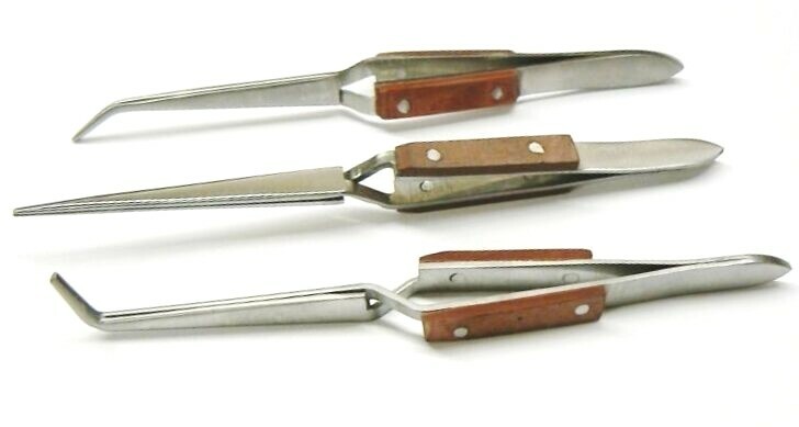 Fiber Grip Cross Lock Tweezers Self Closing 6″ Set – Curved + 90° + Straight Tip
