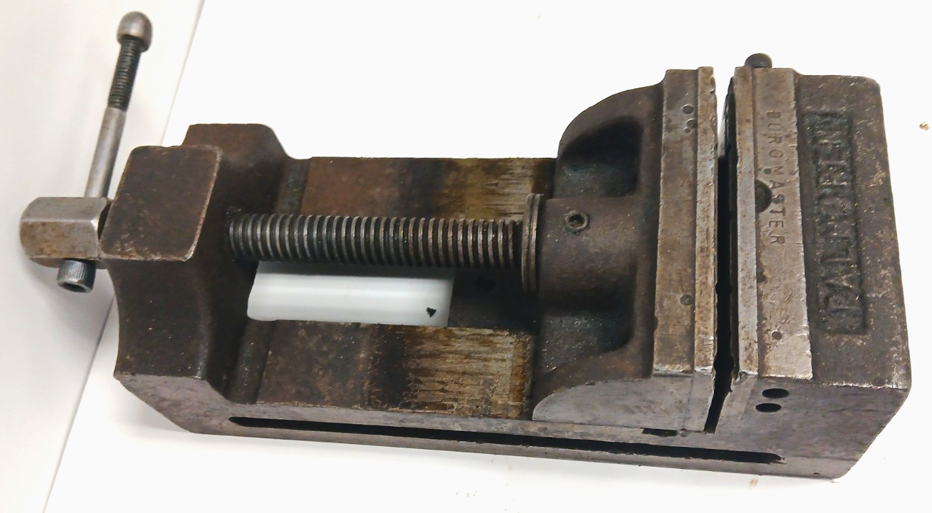 BURGMASTER PALMGREN DRILL PRESS VISE THROAT CAP 5-3/4″ WIDTH 4″ DEPTH 1-3/4″