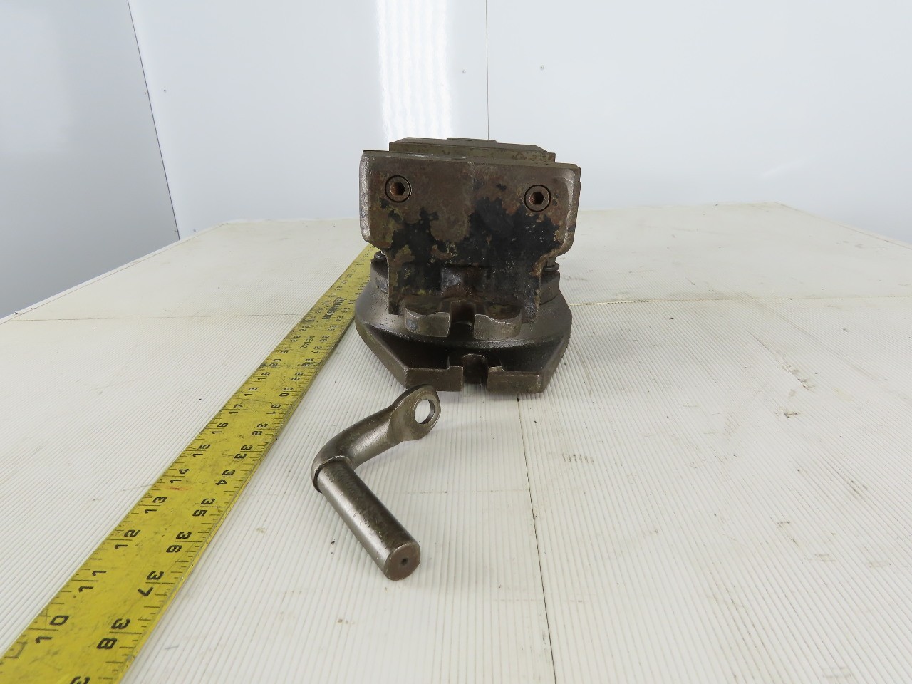 4-1/2″ Throat 6″ Machinist Swivel Base Vise Hard Jaws