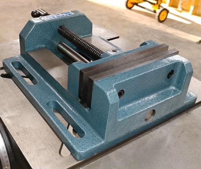 Wilton Vise 11746 – Low Profile Drill Press Vise LP6 – NIB Original Packaging