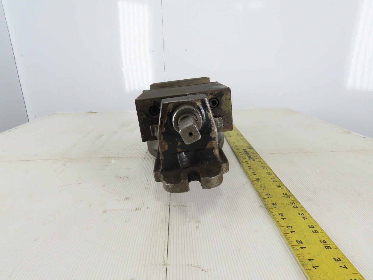 4-1/2″ Throat 6″ Machinist Swivel Base Vise Hard Jaws