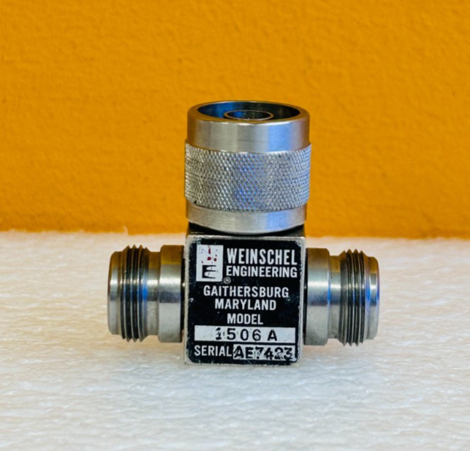 Weinschel 1506A DC to 18 GHz, 1 W, Type N (M-F-F) 2-Way Power Divider. Tested!