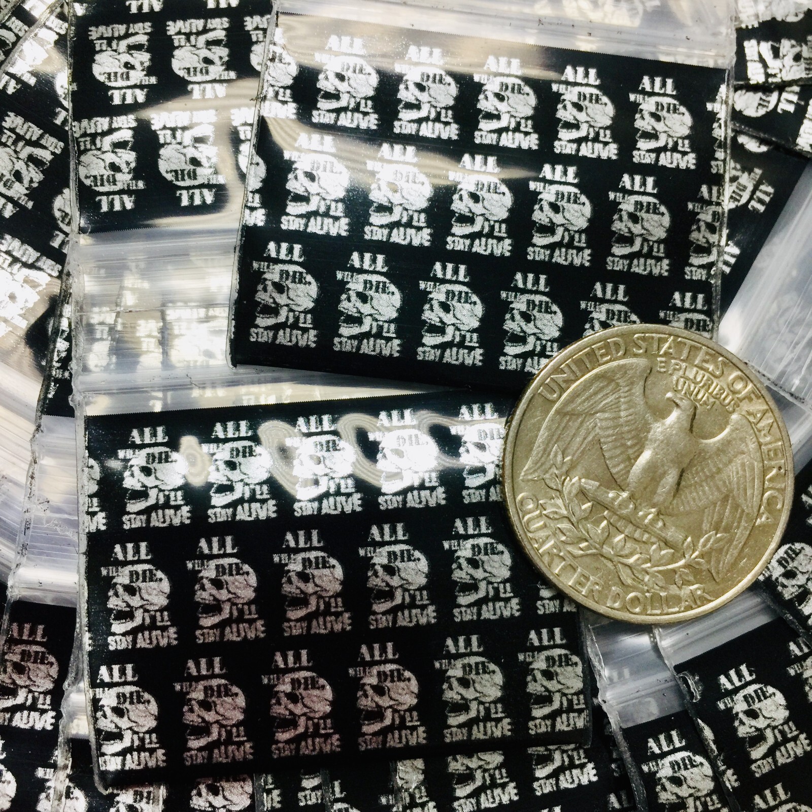 2 MIL15125 1.5″ X 1.25″ ZipSeal BAGS COLOR/900 + DESIGN/100=1000PCS, ?Details?