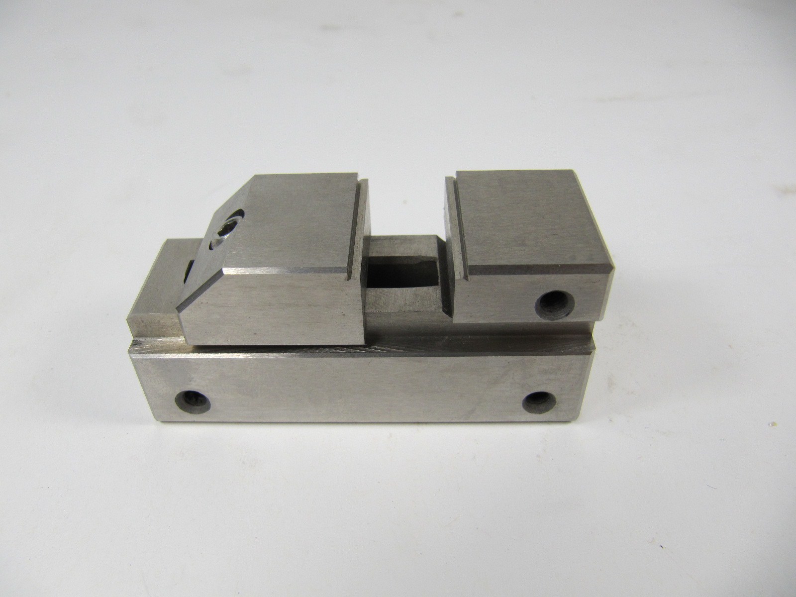 VST10: Gromax 1″ Precision Grinding Stainless Steel Mini Vise Taiwan made
