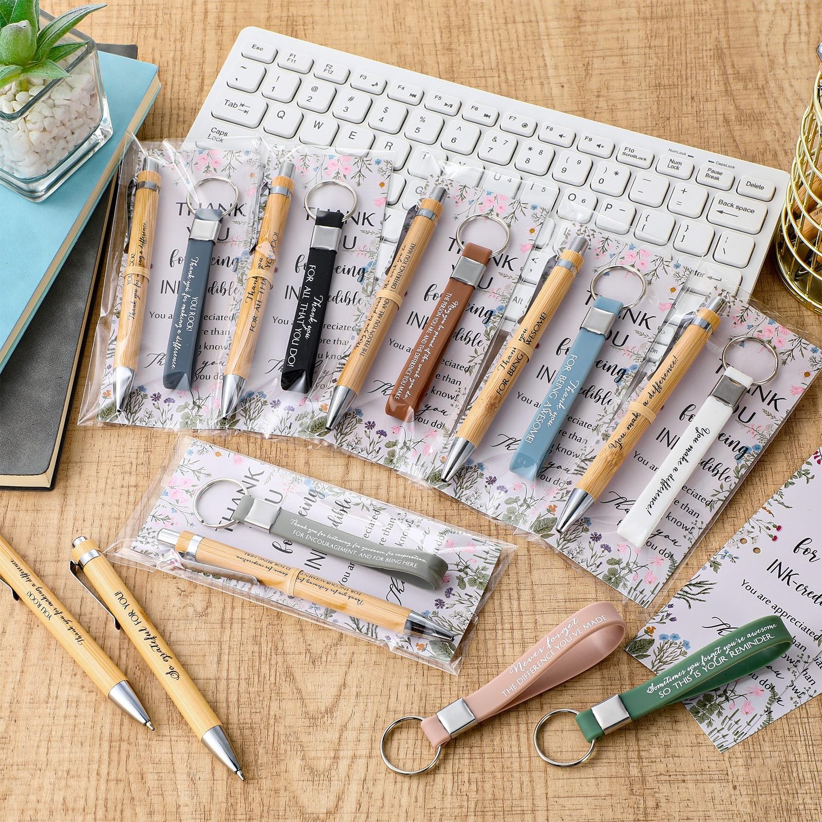 Geyoga 30 Sets Thank You Gifts Bulk Inspirational Silicone Keychain Bamboo Pe…